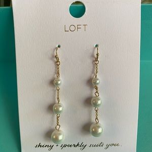 NWT LOFT dangle earrings with pearl